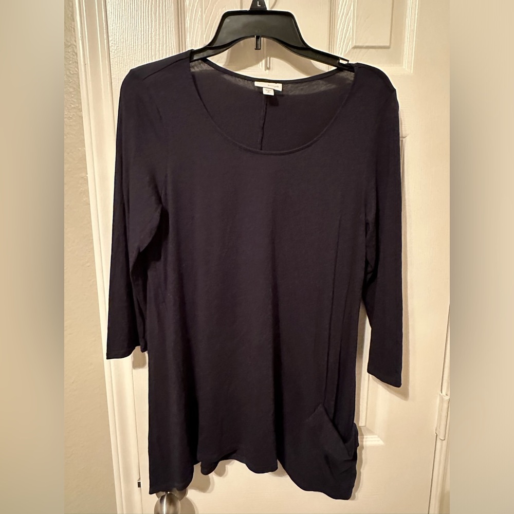 Navy long sleeve shirt with pockets